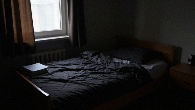 Jak rozpoznać samookaleczenia i myśli samobójcze u nastolatków?