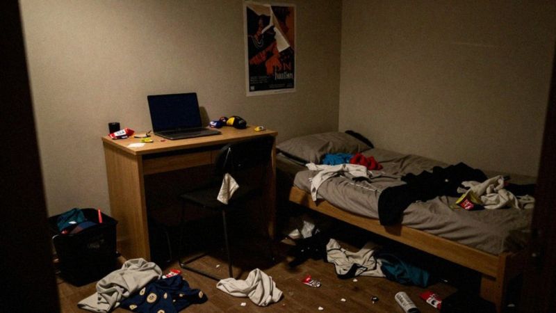 Jak rozpoznać niewłaściwe zachowania u nastolatków?