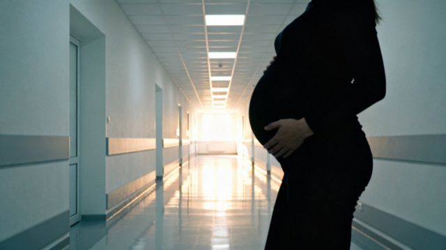 Ciąża mnoga — objawy, przyczyny i opieka zdrowotna