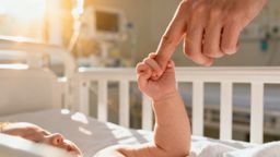 Niedotlenienie płodu — skutki, przyczyny i sposoby zapobiegania